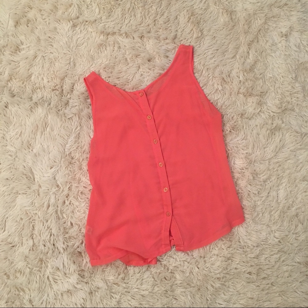 Active Button Back Tank - Picture 2 of 2